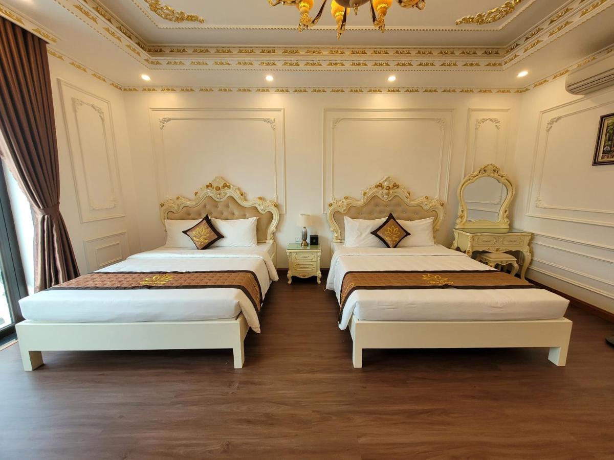 Khach San Hoa Dong Hotell Phu Ly Exteriör bild