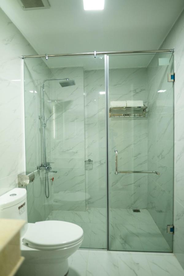 Khach San Hoa Dong Hotell Phu Ly Exteriör bild